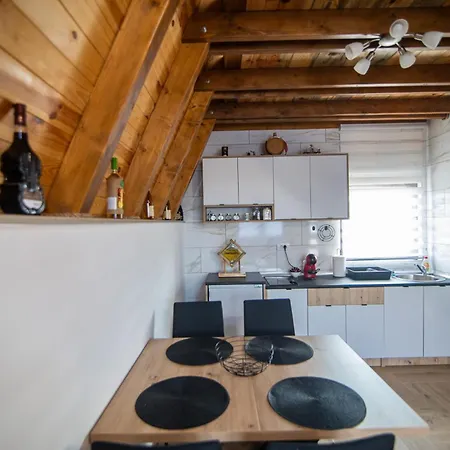 Planinska Kuca, Brvnara-skodric - Sljivovica, Zlatibor