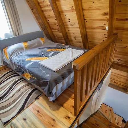 Planinska Kuca, Brvnara-skodric - Sljivovica, Zlatibor