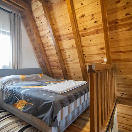 Planinska Kuca, Brvnara-skodric - Sljivovica, Zlatibor